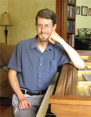 Ken Farrington RPT piano tuner technician